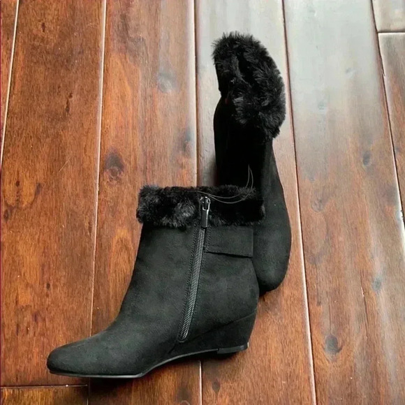 Impo Glema Wedge Bootie - Picture 3 of 7